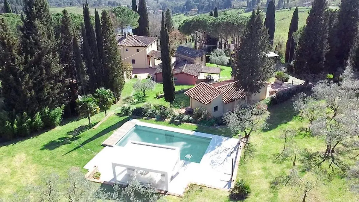Spacious Villa With Private Pool & Garden Near Chianti Impruneta